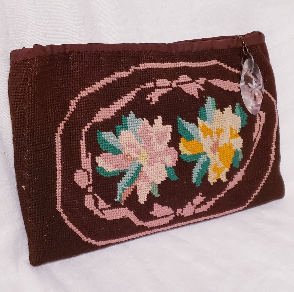 Mid-century Embroidered Floral Clutch Bag